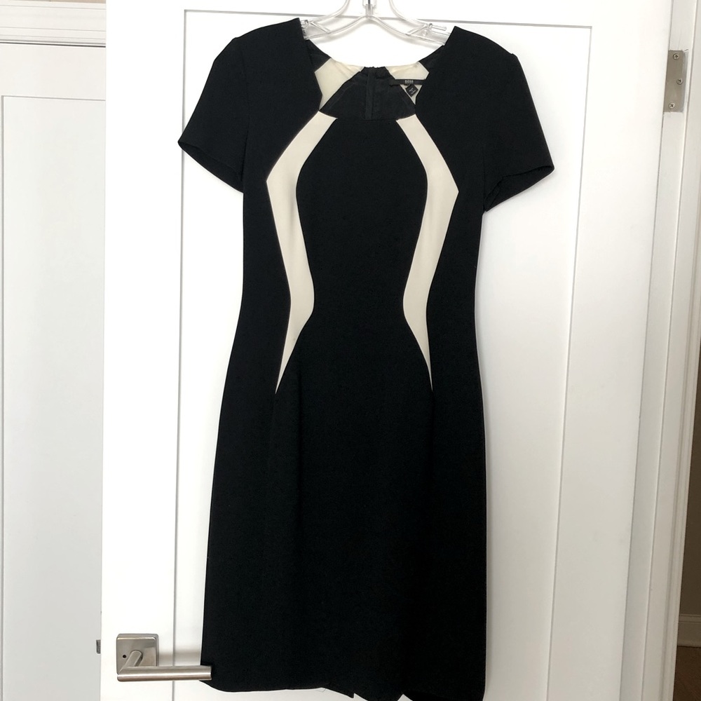 BOSS Hugo Boss Black and White Short Sleeve Dress (Size 2)